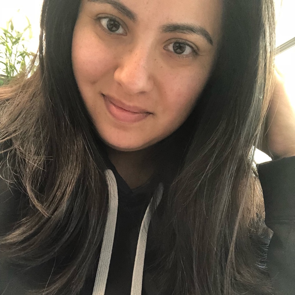 Meet your Posher, Estefania